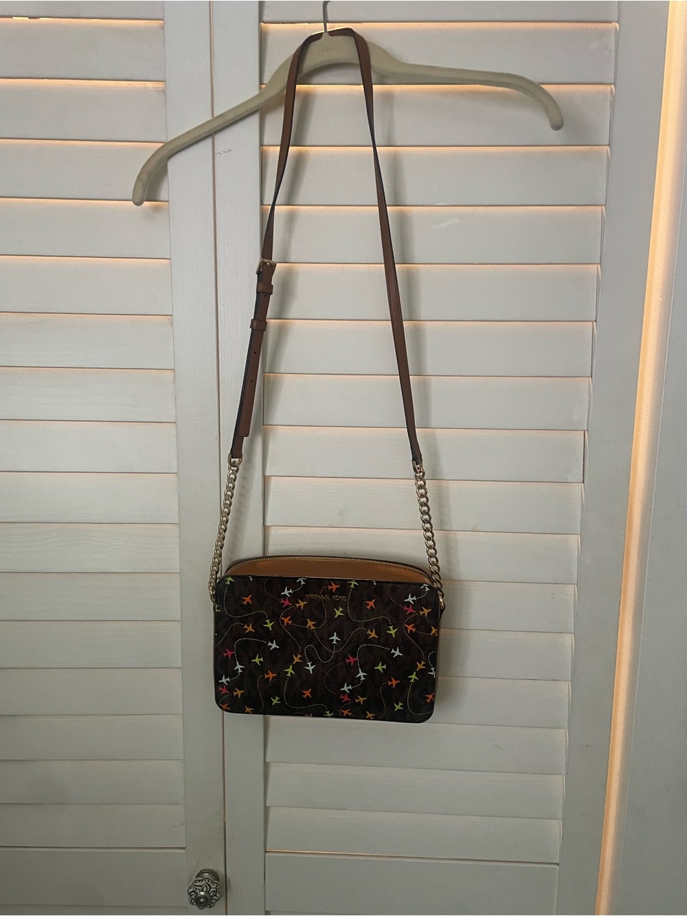 Michael Kors Multicolored Airplanes Crossbody Bag - Brown with gold accents EUC